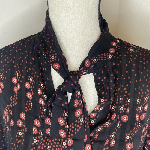 Top Brooks Brothers Botón Frontal Talla 8 Floral 100% Seda Manga Larga Mujer Negro - Imagen 4 de 11