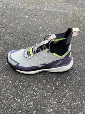 ゆうき　 Adidas Women's TERREX FREE Boost HIKER 2 Wonder Silver Lucid