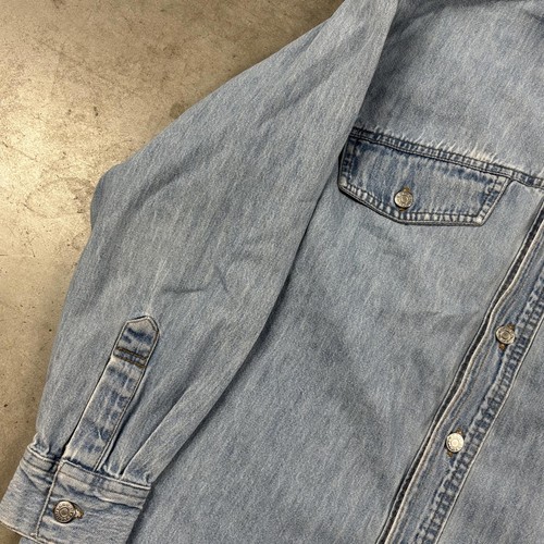 Vintage 90s Guess Jeans Embroidered Logo Button-Up Denim Shirt Small - Picture 4 of 7