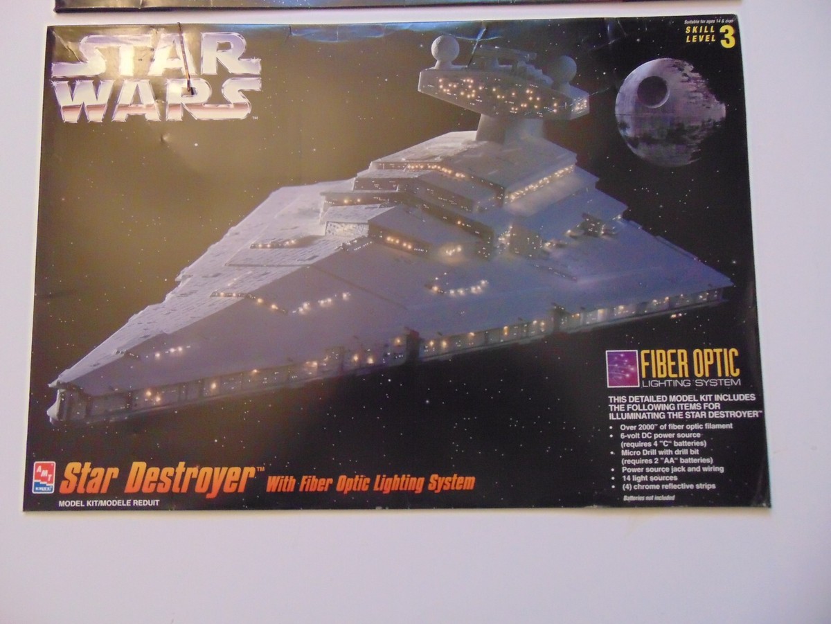 2005 AMT ERTL Star Wars STAR DESTROYER Model Kit w