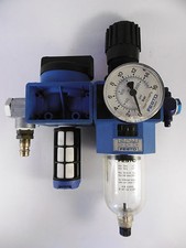 Festo Wartungseinheit 33018 HE-3/8-S-B + 150030 LFR-3/8-S-B Manometer 