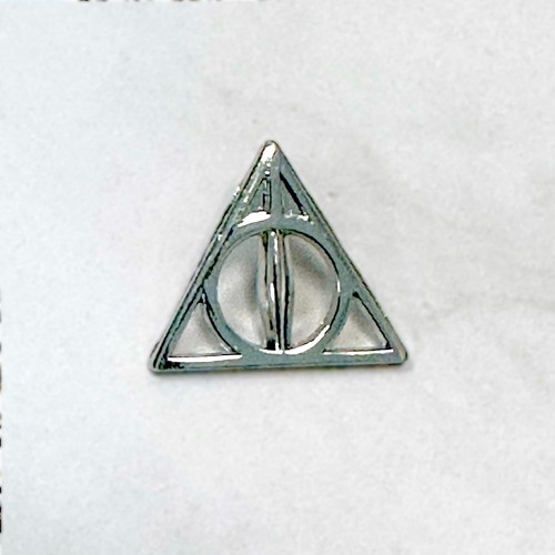 Alfiler de metal plateado símbolo de las Reliquias de la Muerte (Harry Potter) - Imagen 3 de 6