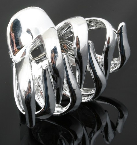 Zest 6.5cm Wide Curvy Hair Claw Jaw Clip Hair Accessory - Picture 8 of 10