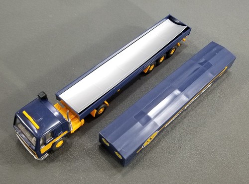 WIKING HO 1:87 VOLVO ASG SEMI TRUCK & TRAILER MADE IN GERMANY - Picture 8 of 9
