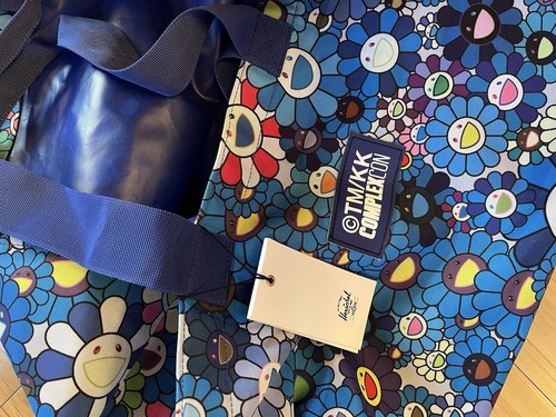 2017 COMPLEXCON EXCLUSIVE TAKASHI MURAKAMI HERSCHEL BLUE FLOWER XL TOTE BAG - Picture 4 of 4