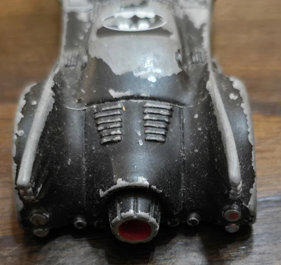 Coche de cómics Batman Returns 31/2" vintage 1992 escala 1/60 diecast ERTL DC Foto 3 de 4