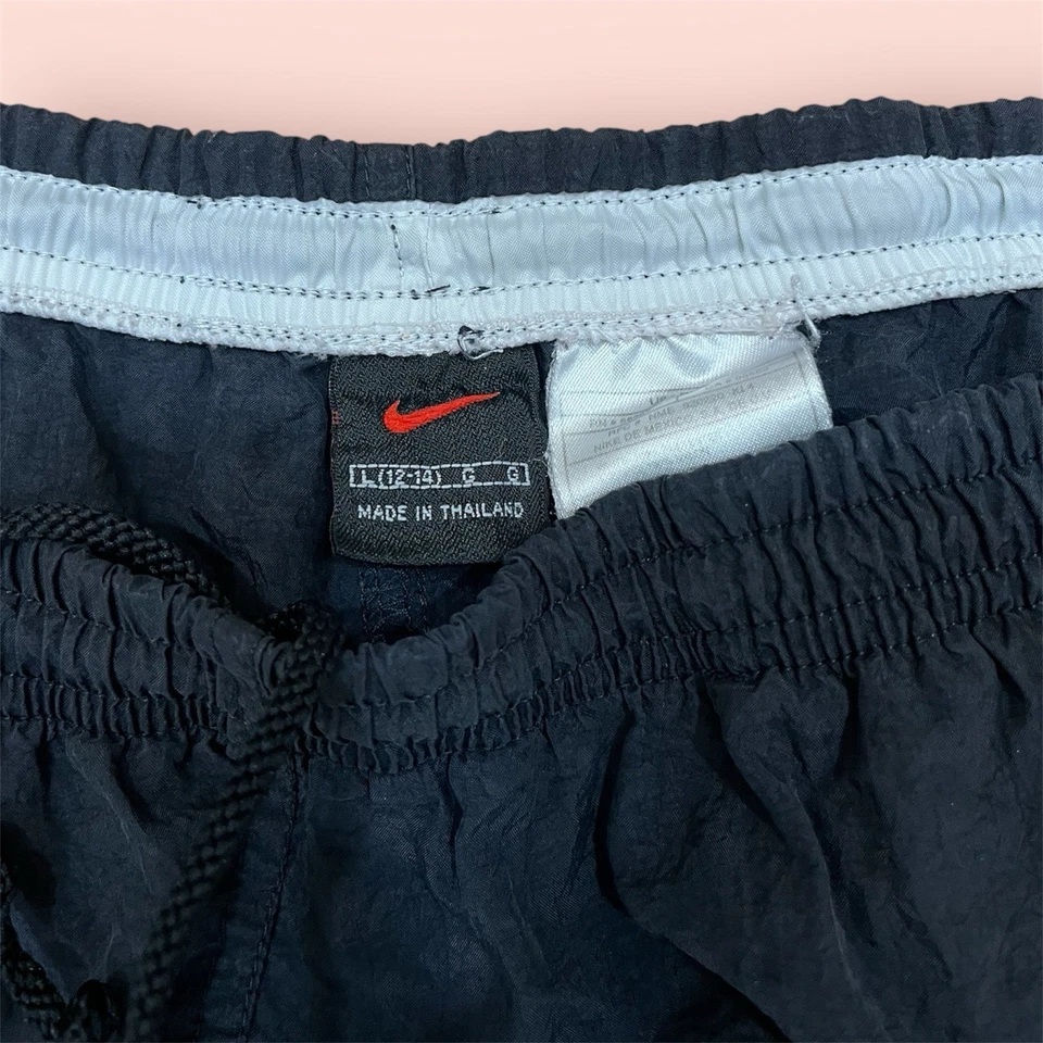 Vintage 90s Nike Nylon Shorts Youth Size Large (12-14) Black Pockets - Image 3 of 4