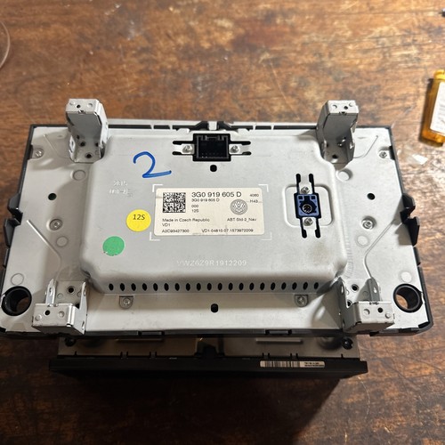 VOLKSWAGEN PASSAT STEREO RADIO MULTIMEDIA HEAD UNIT 3Q0035874A B8 2015 - 2020 - Picture 6 of 7