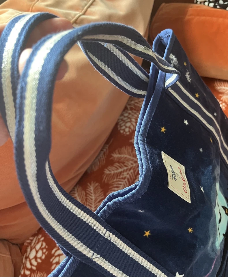 Cath Kidston, Disney, Peter Pan tote bag, blue velvet, very rare  - Image 2 of 4