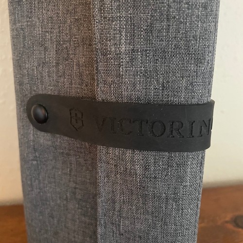 Victorinox kompakte Kulturbeutel Reisetasche für Herren grau gebraucht, in einwandfreiem Zustand klein dünn leicht - Bild 2 von 10