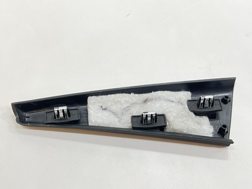 Jeep Compass 2019-2025 puerta trasera derecha ventana esquina moldura cubierta panel OEM - Imagen 5 de 8