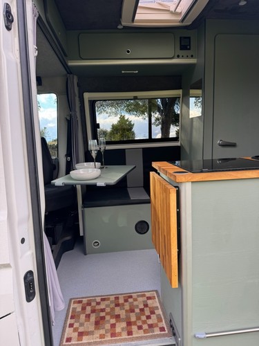2023 73 VW Crafter Camper Motorhome Race van off grid MTB Aircon Victron Solar - Picture 21 of 24