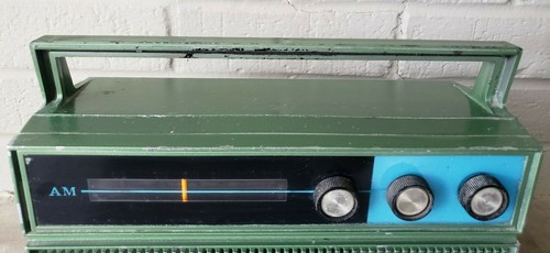 Transistor a stato solido dieci vintage Sears Silvertone AM radio portatile funziona - Foto 4 di 12