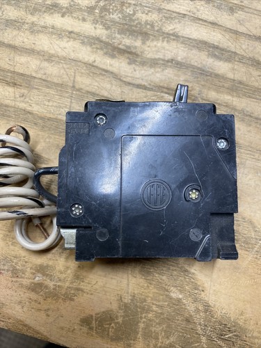 ITE QFI-B015 Interruttore guasto terra plug-in 1 polo 15A 120 VAC 1Z2251-Y7 - Foto 4 di 7