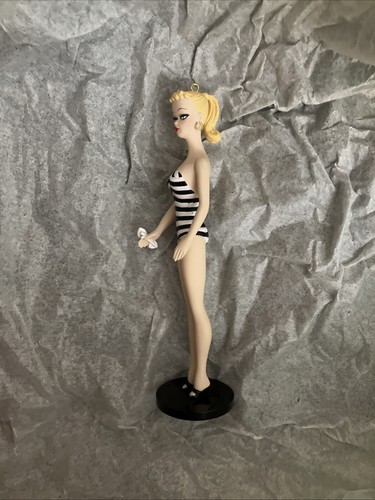 NUEVO Hallmark Keepsake Ornament Barbie debut 1959 serie de coleccionista 1994 - Imagen 7 de 9