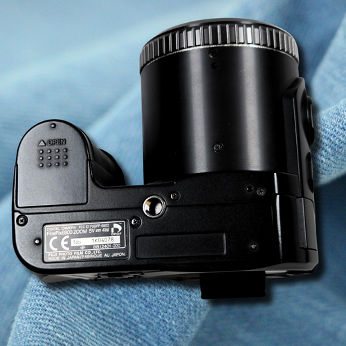 Classic Fujifilm Finepix 6900 Zoom Digital Camera 3.1MP Super CCD With Case - Picture 5 of 12