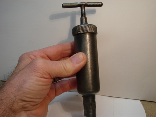 ALEMITE GREASE LUBRICATOR