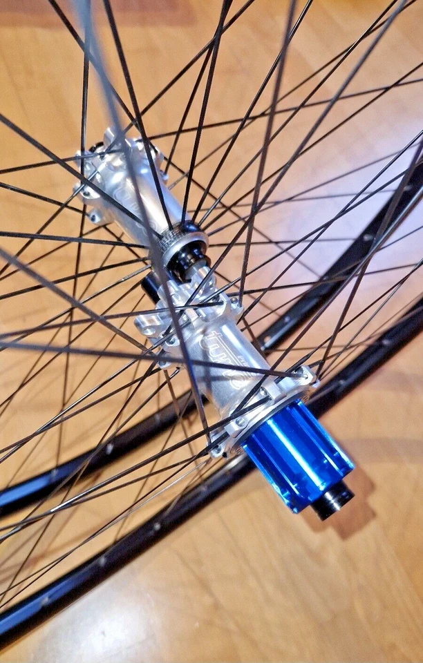 TUNE Prince Princess Skyline Notubes Crest MK3 29" 100x15 100x12 142x12 silber - Bild 2 von 4