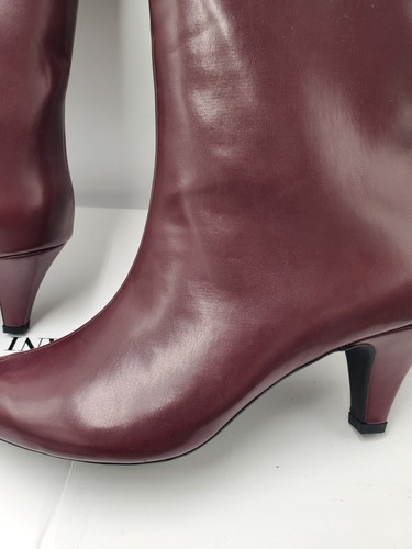 Alfani Damen 6 M burgunderrot gepolstert Kaiaa spitz zulaufend Pfennigabsatz Reißverschluss Stiefel - Bild 7 von 13