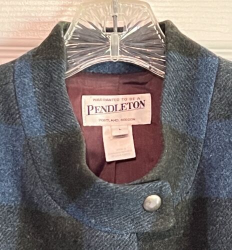 Vintage Pendleton Women’s Snap Wool Jacket Blue Black Buffalo Check Lined Large - Picture 2 of 10
