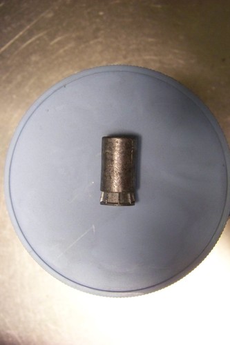 NEW ACORN MSA14J Machine Screw Anchor 1/4-20 X 7/8" (Jar of 100) - Picture 2 of 3