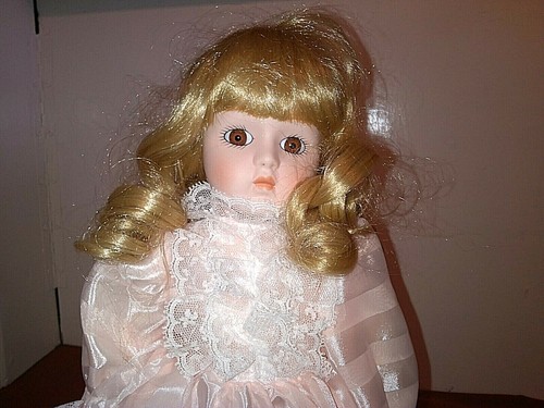 The Heritage Mint Collection Christmas Doll 40cm Tall - Picture 2 of 6