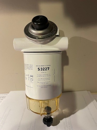 Racor 490R-RAC-01 Spin-on Fuel Filter Water Separator with Integral Primer Pump - Picture 2 of 9