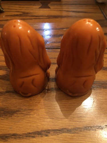 Adorable Vintage Basset Hound Dog Puppy Salt and Pepper Shakers orange plastic - Picture 5 of 5