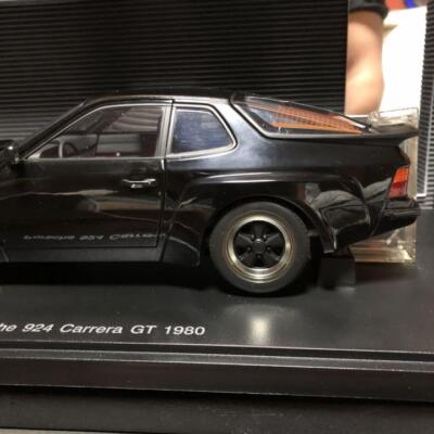 Autoart 1/18 Porsche 924 Carrera GT 1980 Extremely rare w Autoart 1/18 Porsche 924 Carrera GT 1980 Extremely rare w