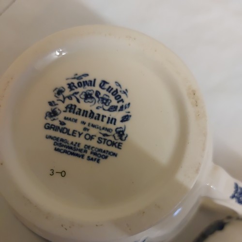 Royal Tudor Mandarin Blue & White Sugar Bowl lidded and 1 x unlidded - Picture 8 of 9