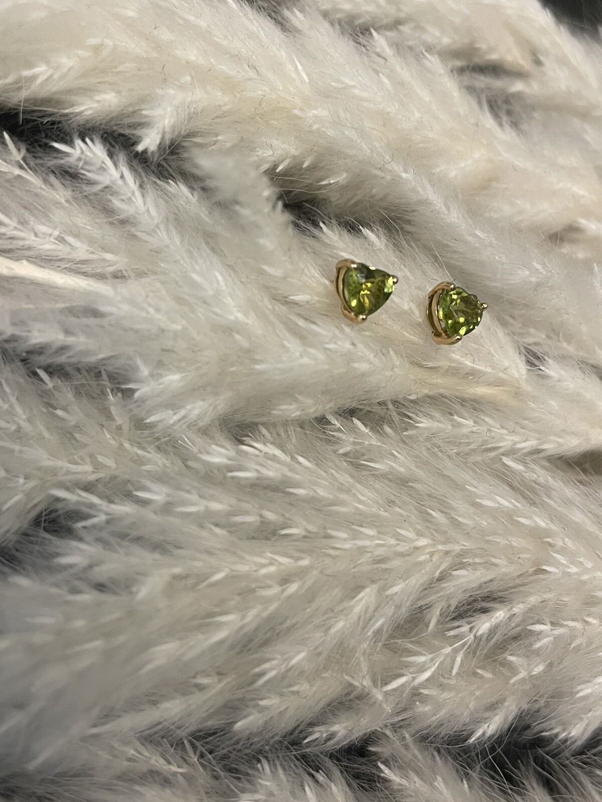 750 Gold Ohrstecker mit Peridot.Gelbgold.Neue OhrringeEtikett.Peridot Herzform