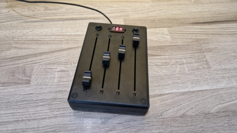 USB MIDI Controller 4 Fader 100mm programmierbar CC#/Kanal/Reichweite/DAW/ABS