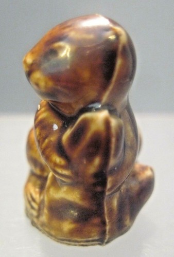 FIGURA DE CERÁMICA WADE ROSE TEA CASTOR MARRÓN - Imagen 4 de 4