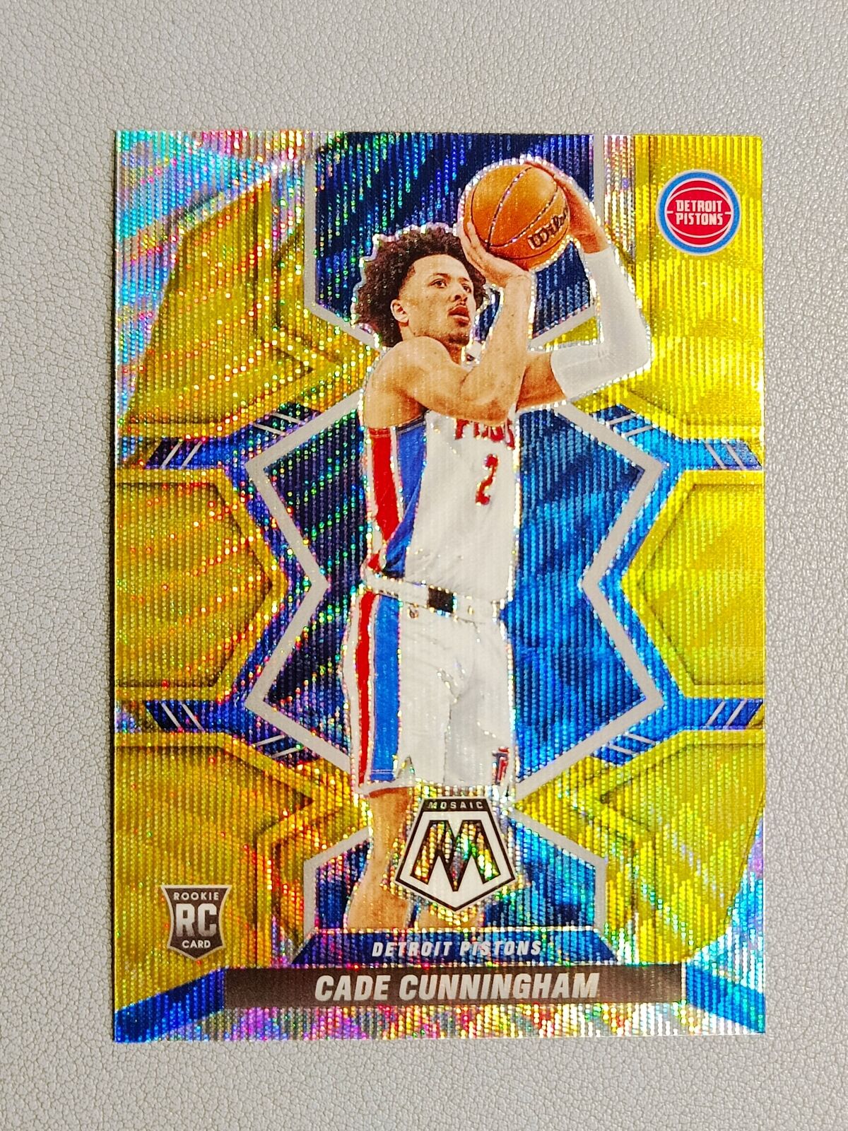2021-22 Panini Mosaic Cade Cunningham Gold Wave Prizm Rookie RC SP #203 3