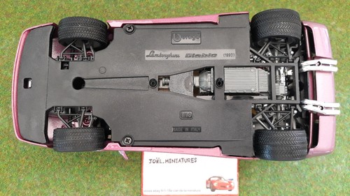 LAMBORGHINI DIABLO 1990 rose fuchsia 1/18 BURAGO voiture miniature de collection - Imagen 8 de 8