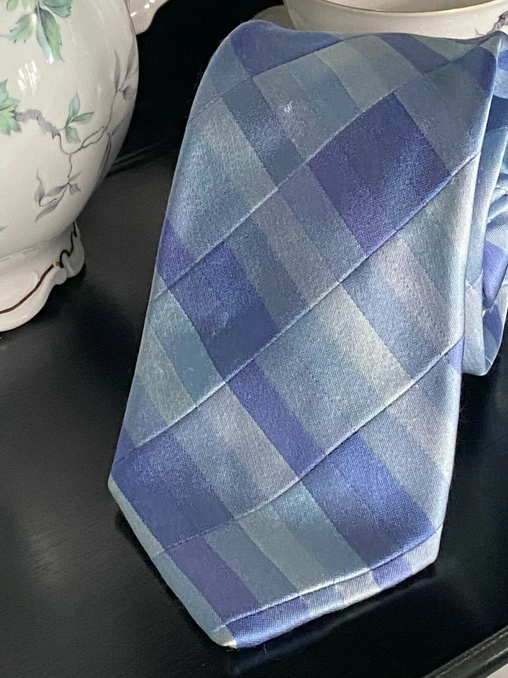 DUCHAMP LONDRES INGLATERRA AZUL GEOMÉTRICO SEDA GUAPO CORBATA CUELLO Foto 2 de 4