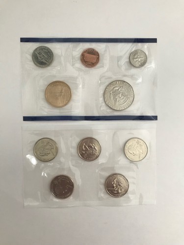 Two 2000 US Mint Uncirculated Coin Sets, Philadelphia & Denver, 20 Coins - Picture 5 of 12
