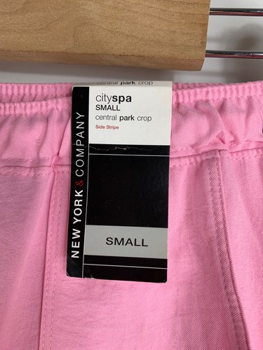 NWT New York & Company Small City Spa Side Stripe Pink Cropped Capri Pants - Picture 2 of 7
