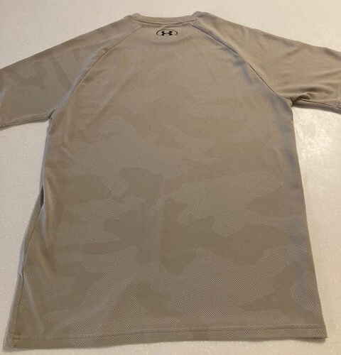 Under Armour Herren M Loose Fit Shirt Desert Camo Tan Logo Performance Tee - Bild 2 von 5