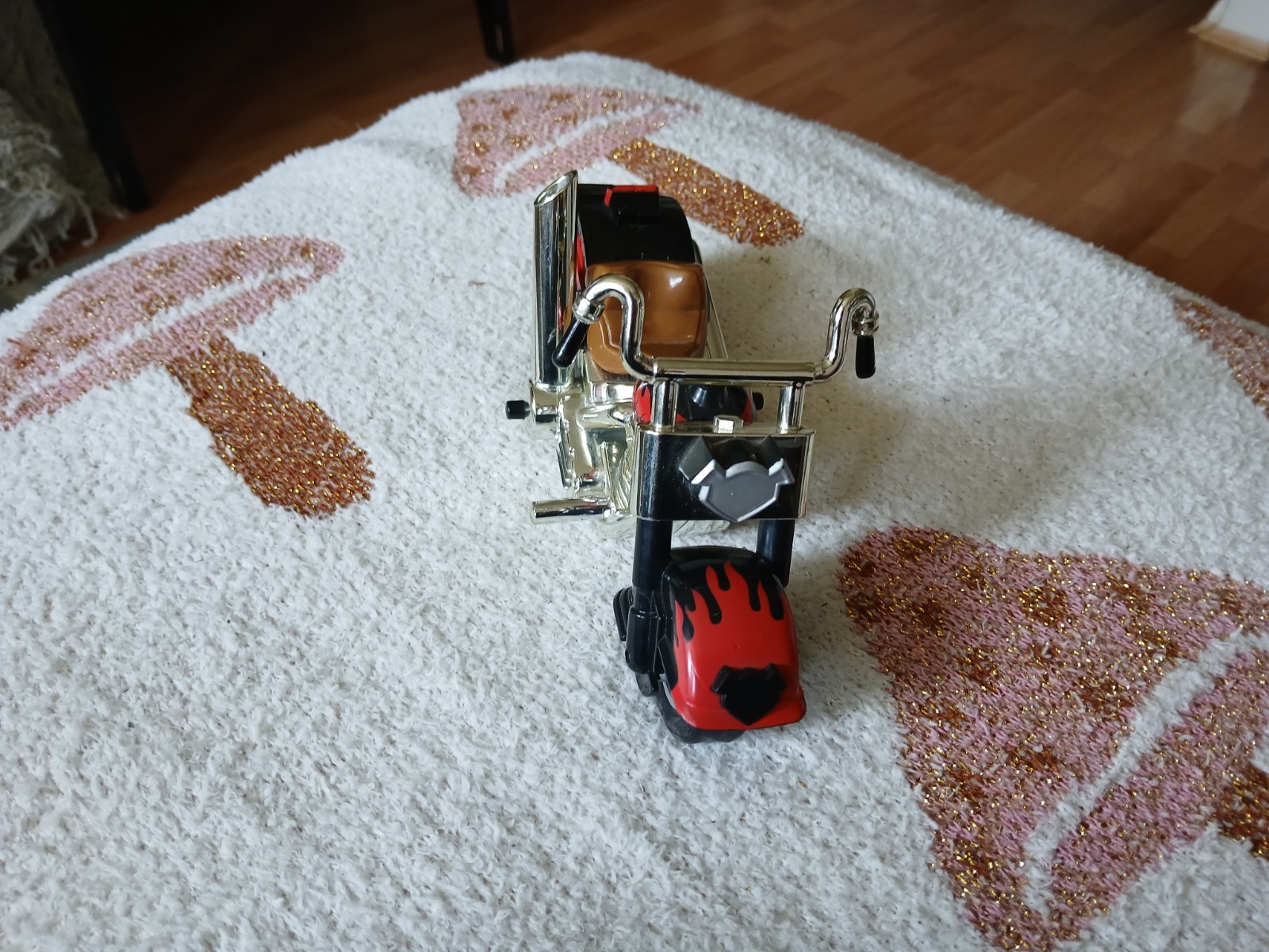 Picture 1 of 4