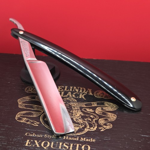 Vintage/Antique 13/16 Wade & Butcher, Sheffield Straight Razor. Shave ready.