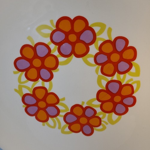 Taylor Smith Taylor Light'n Lovely Love Round Platter 12"D - Picture 2 of 3