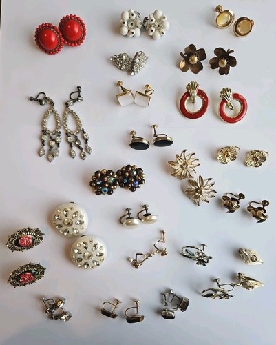 De colección. Lote de 22 pendientes de clip y atornillados Prs  - Imagen 2 de 10