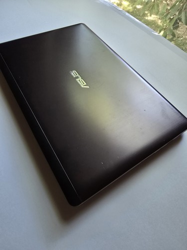 ASUS VivoBook Sonicmaster Q200E Touchscreen Works/ Needs battery & Keyboard - Picture 3 of 7