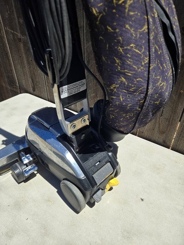 Kirby G6D 2001 Limited Edition Upright Vacuum/Working Pre-owned Condition - Picture 6 of 13