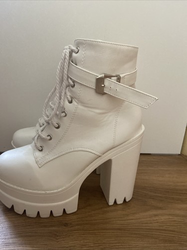 Women's Ankle Boots Size 6 Platform Heel Super Comfy (used/hardly ever Worn) - Picture 3 of 5