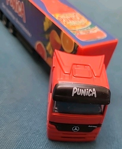 LKW Truck Spielzeugauto "Punica" Mercedes - Bild 2 von 3