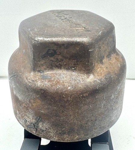 1920’s Maxwell Automobile Hub Cap / Grease Cap - Threaded Metal Hub Grease Cap - Picture 2 of 5
