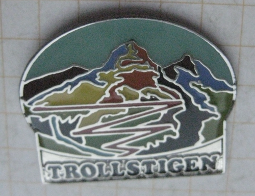 TROLLSTIGEN NORWAY / NORWEGEN ................... Städte & Länder-Pin (272k)