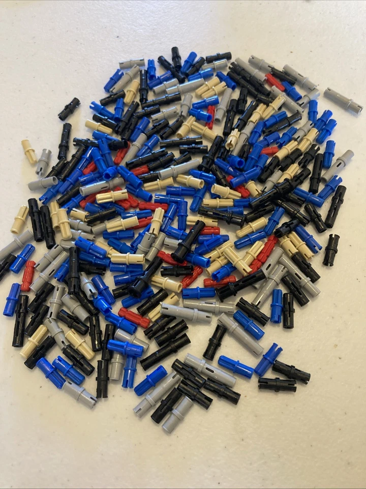 LEGO lot of  Technic Mindstorms Pins Axle Pegs Pins Clips Connector - Image 3 of 3